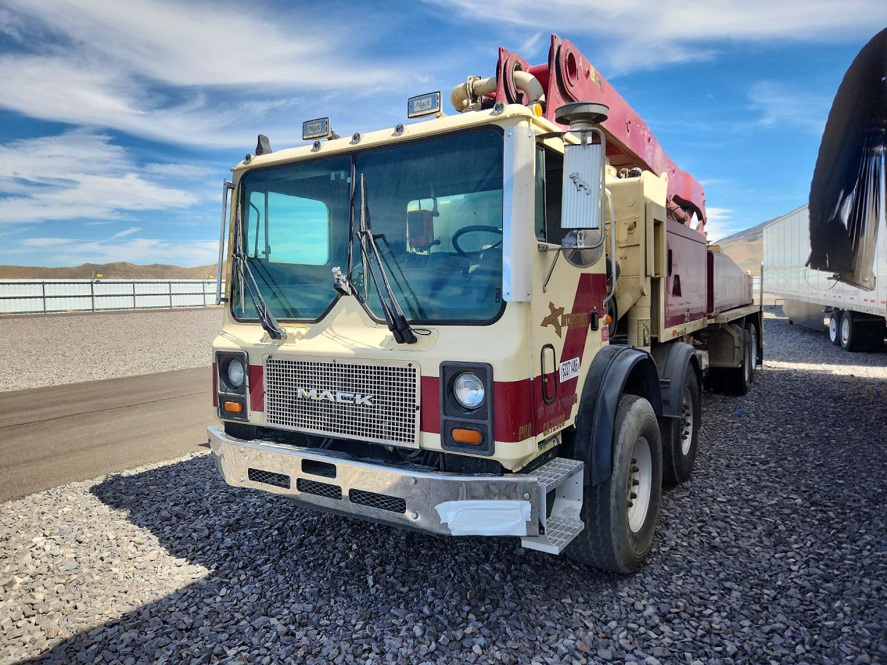 2007 MACK MR688S CONCRETE PUMP TRUCK | 1M2K201CX7M038751 | UPCARS