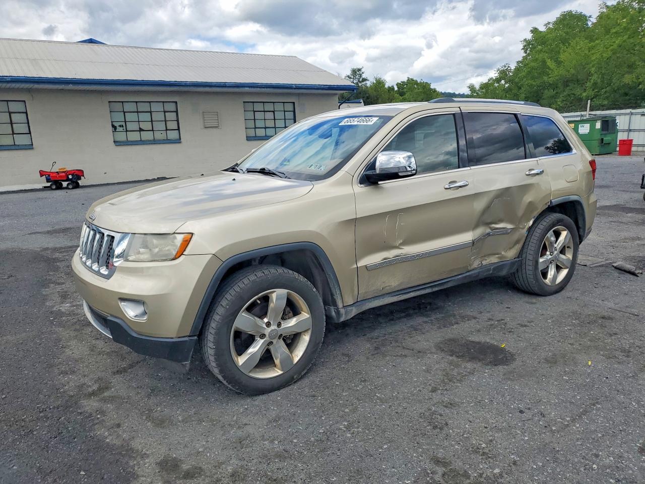 2011 JEEP GRAND CHER | 1J4RR6GG6BC632886 | UPCARS