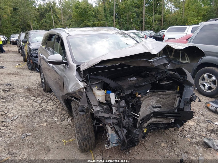 2016 KIA SORENTO 3.3L EX | 5XYPHDA53GG133445 | UPCARS