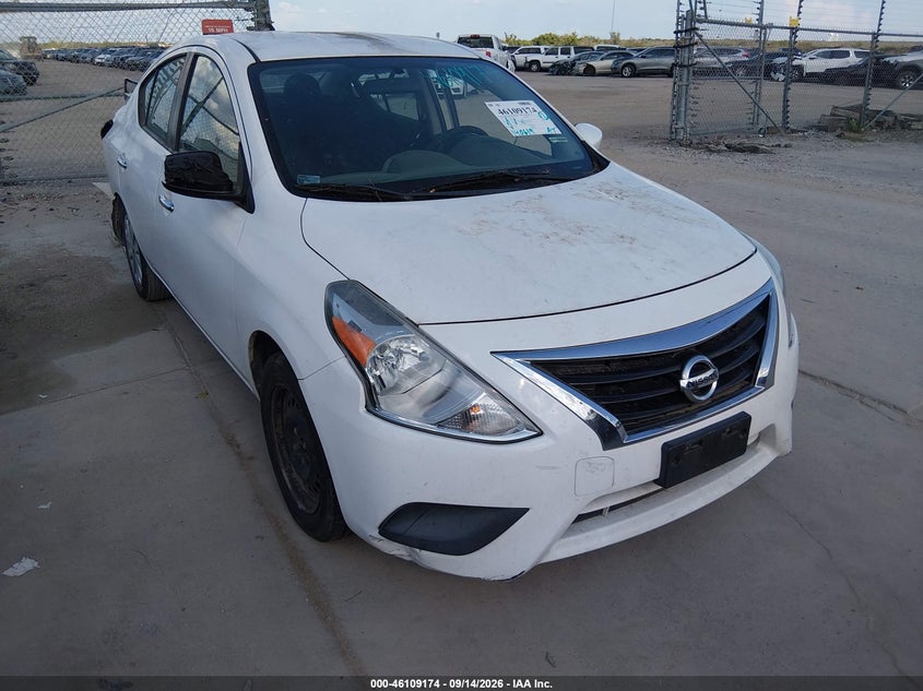 2015 NISSAN VERSA 1.6 SV | 3N1CN7AP9FL826878 | UPCARS