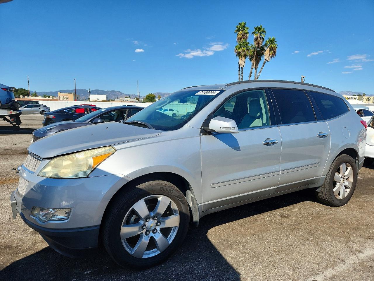 2011 CHEVROLET TRAVERSE LTZ | 1GNKRLED9BJ335189 | UPCARS