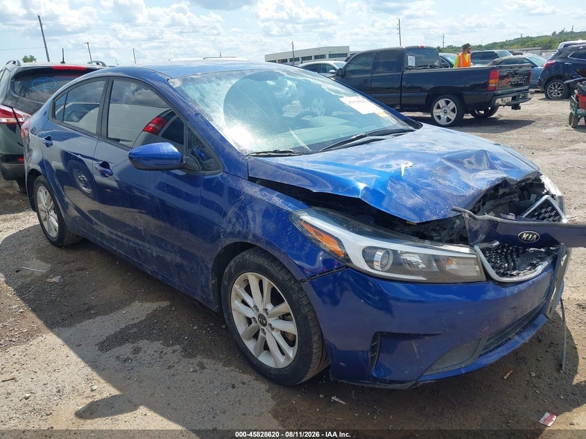 2017 KIA FORTE LX | 3KPFL4A7XHE149927 | UPCARS