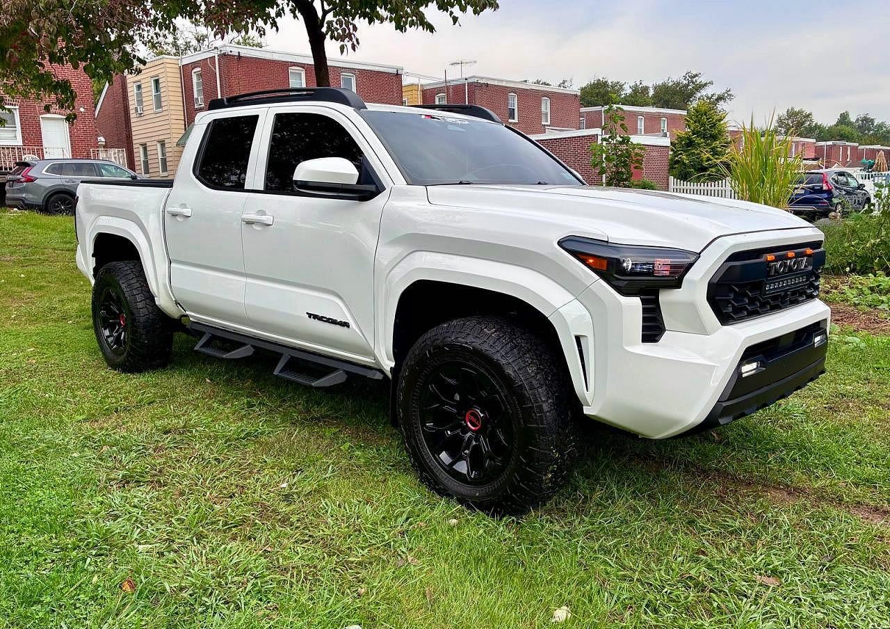 2024 TOYOTA TACOMA SR | 3TYKD5HN2RT000154 | UPCARS