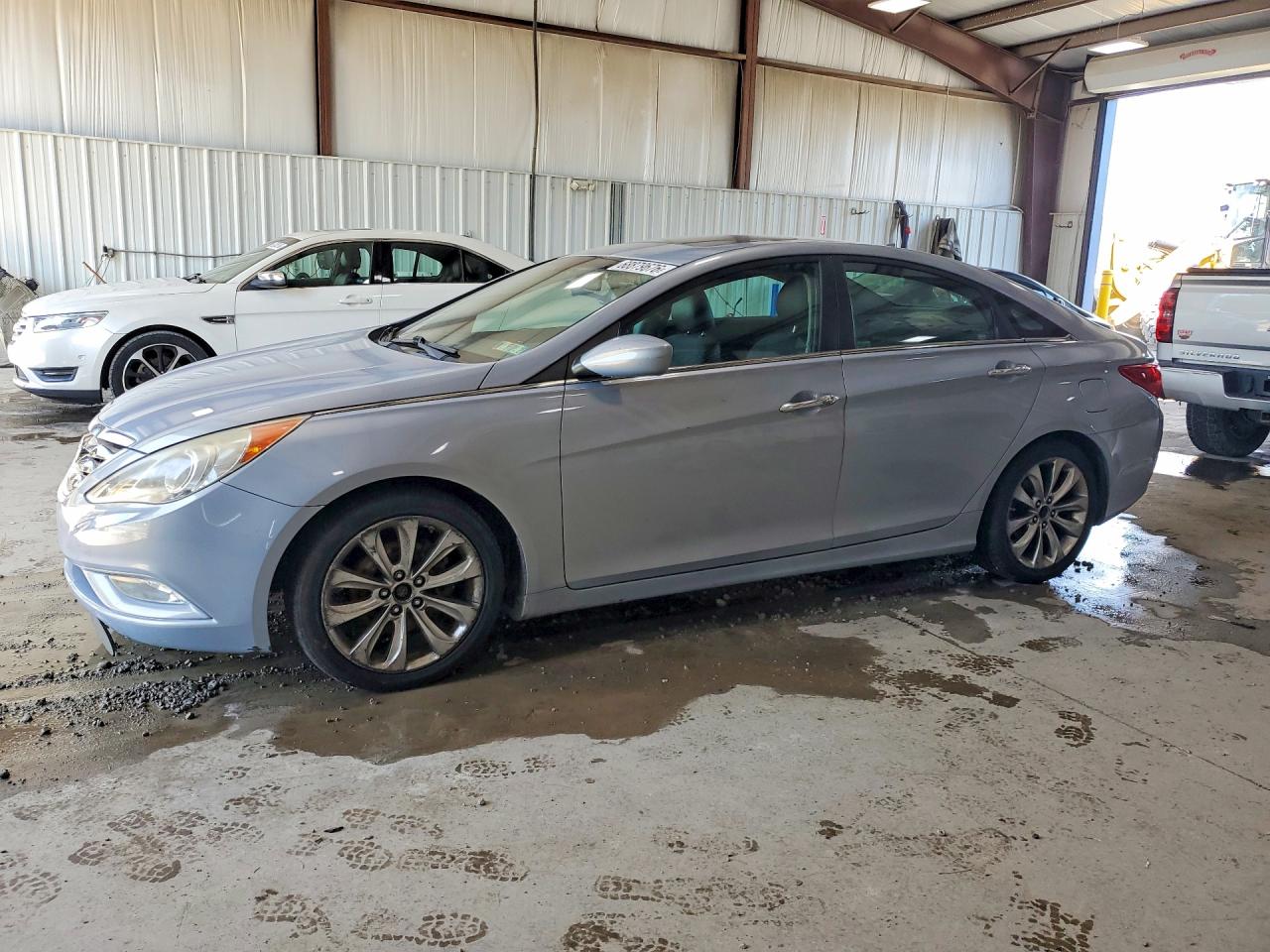 2011 HYUNDAI SONATA SE | 5NPEC4AC3BH155970 | UPCARS