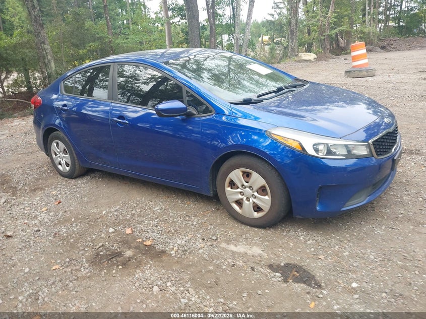 2017 KIA FORTE LX | 3KPFK4A7XHE011906 | UPCARS