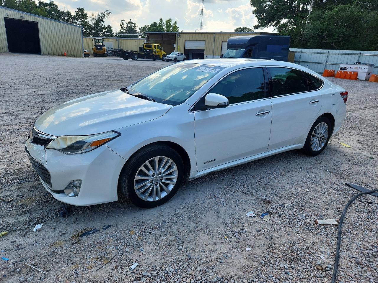 2015 TOYOTA AVALON LIMITED | 4T1BD1EB5FU043789 | UPCARS