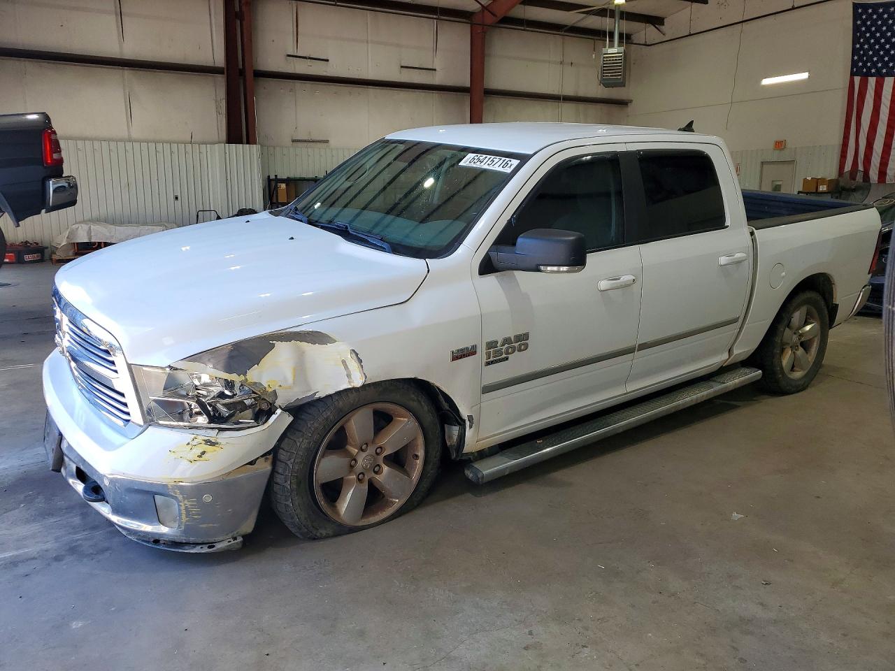 2019 RAM 1500 SLT | 1C6RR7LT3KS579334 | UPCARS