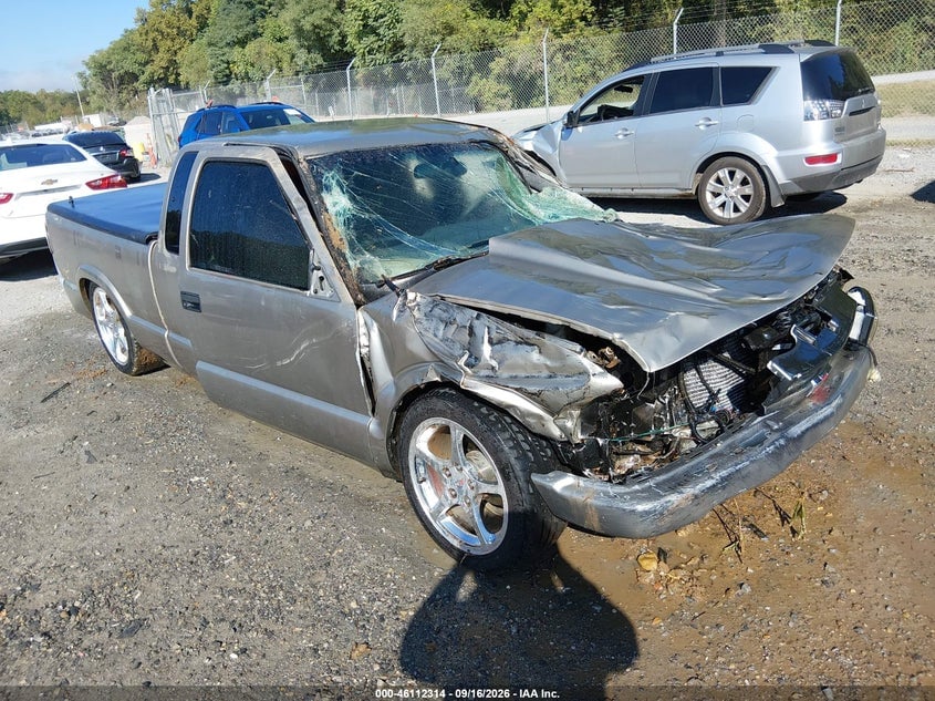 2000 CHEVROLET S-10 LS | 1GCCS19W3YK300216 | UPCARS