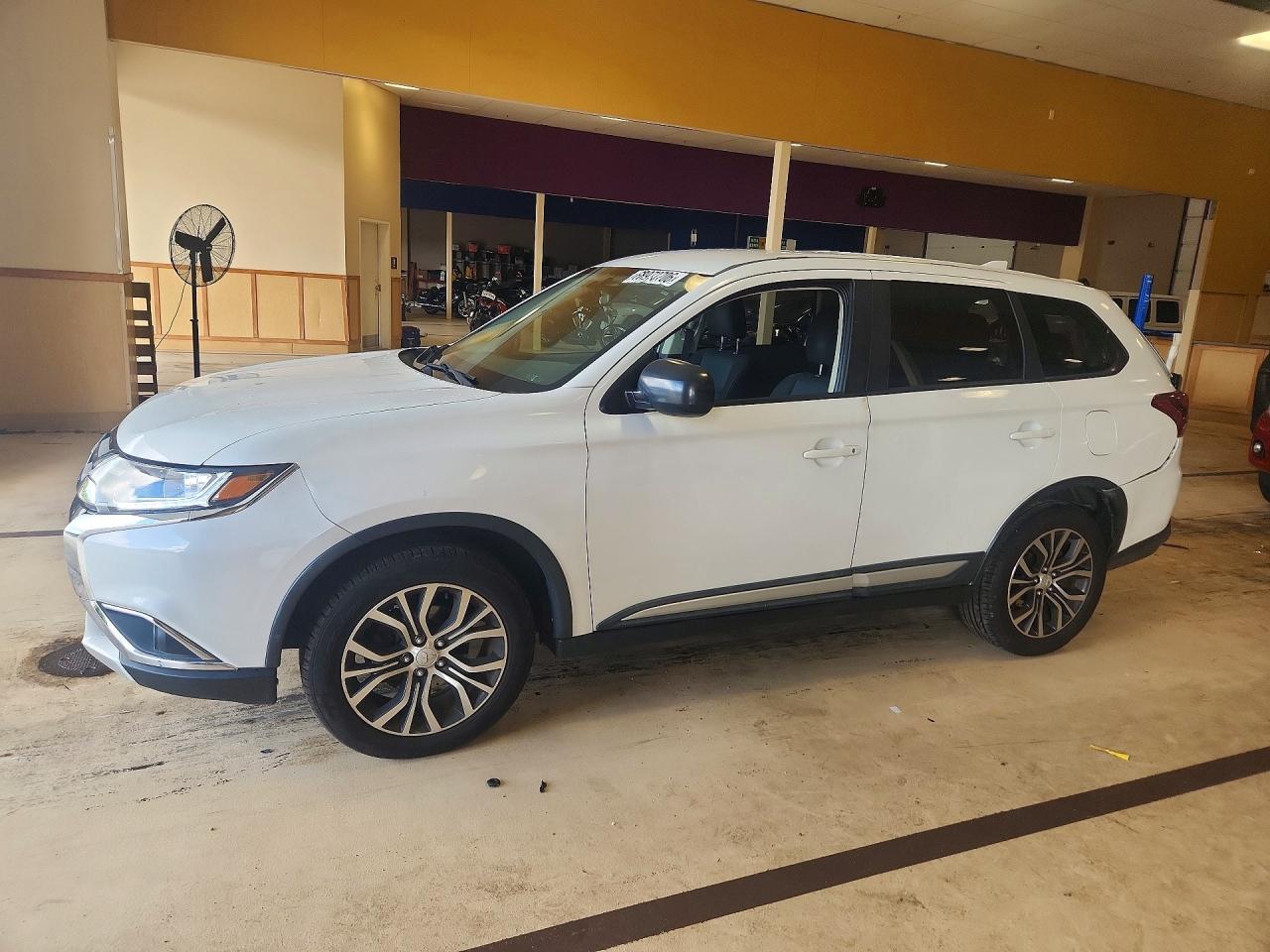 2017 MITSUBISHI OUTLANDER ES | JA4AZ2A32HZ064301 | UPCARS