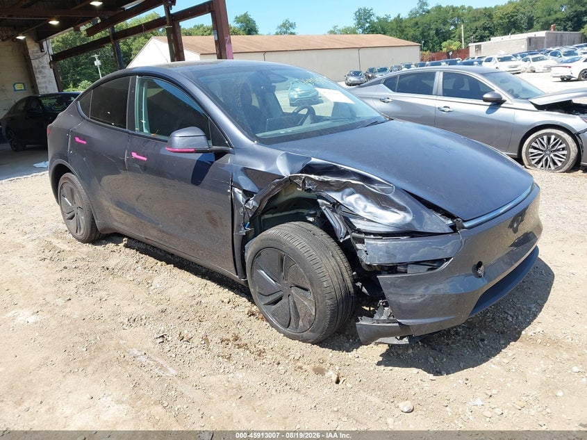 2026 TESLA MODEL Y ALL-WHEEL DRIVE/LONG RANGE LAUNCH SERIES/PREMIUM ALL-WHEEL DRIVE | 7SAYGDEE8TA413140 | UPCARS