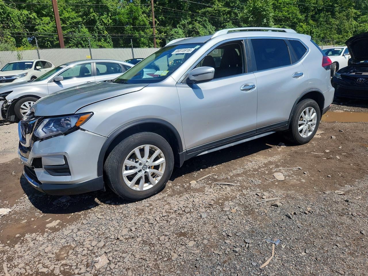 2018 NISSAN ROGUE SV | KNMAT2MVXJP615421 | UPCARS