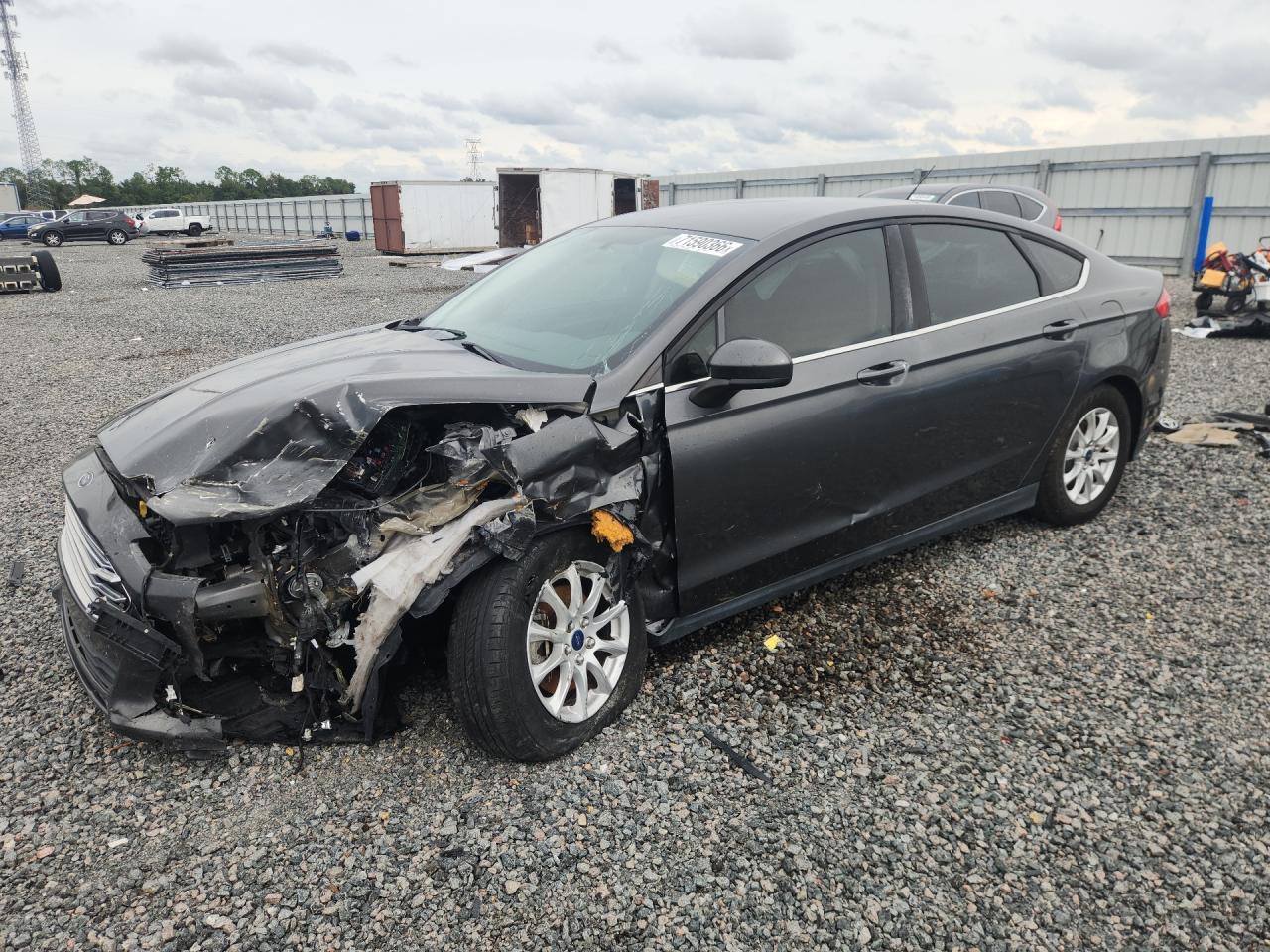 2015 FORD FUSION S | 3FA6P0G70FR132215 | UPCARS