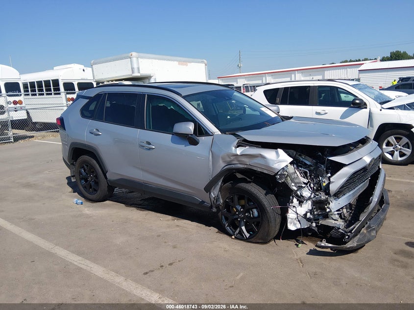 2025 TOYOTA RAV4 XLE | 2T3W1RFVXSW371342 | UPCARS