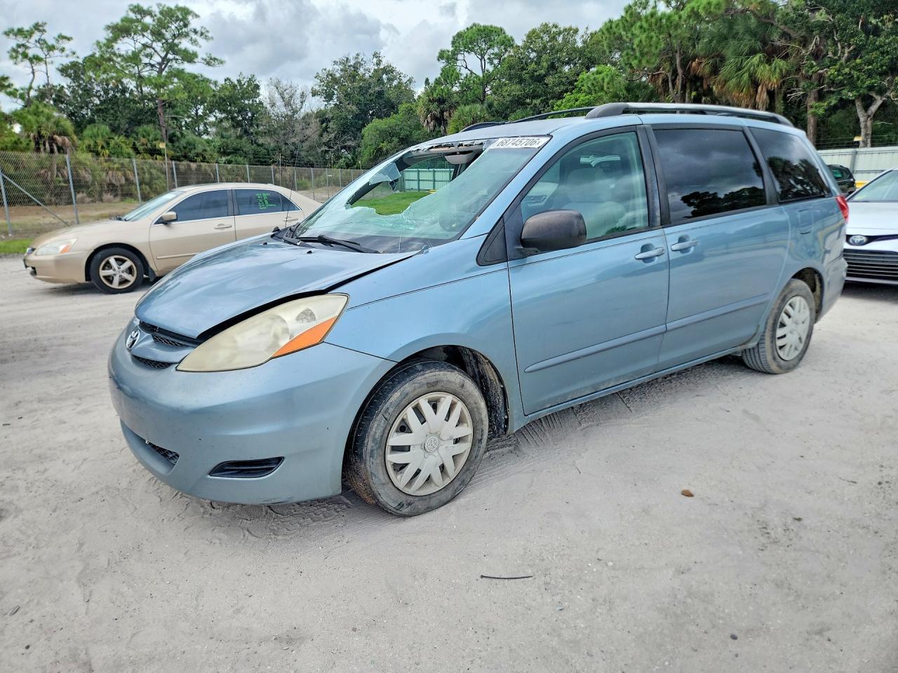 2007 TOYOTA SIENNA LE 8-PASSENGER | 5TDZK23C07S097422 | UPCARS