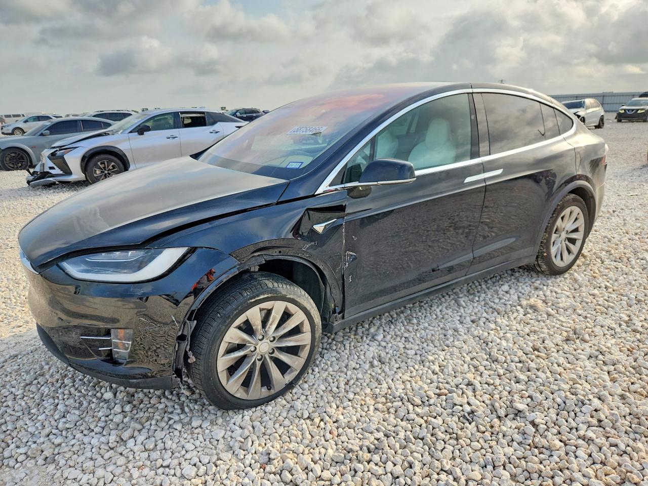 2018 TESLA MODEL X | 5YJXCAE28JF092046 | UPCARS