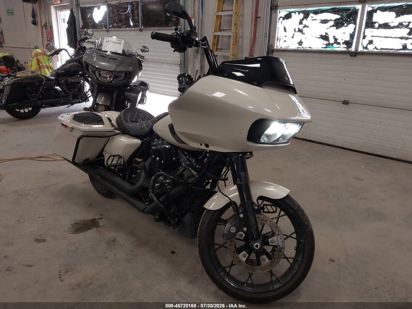 2022 HARLEY-DAVIDSON FLTRXS | 1HD1KTP1XNB671457 | UPCARS