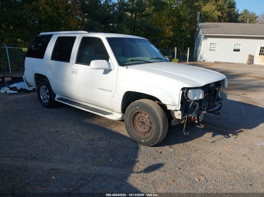 2000 CADILLAC ESCALADE STANDARD | 1GYEK63R1YR172522 | UPCARS