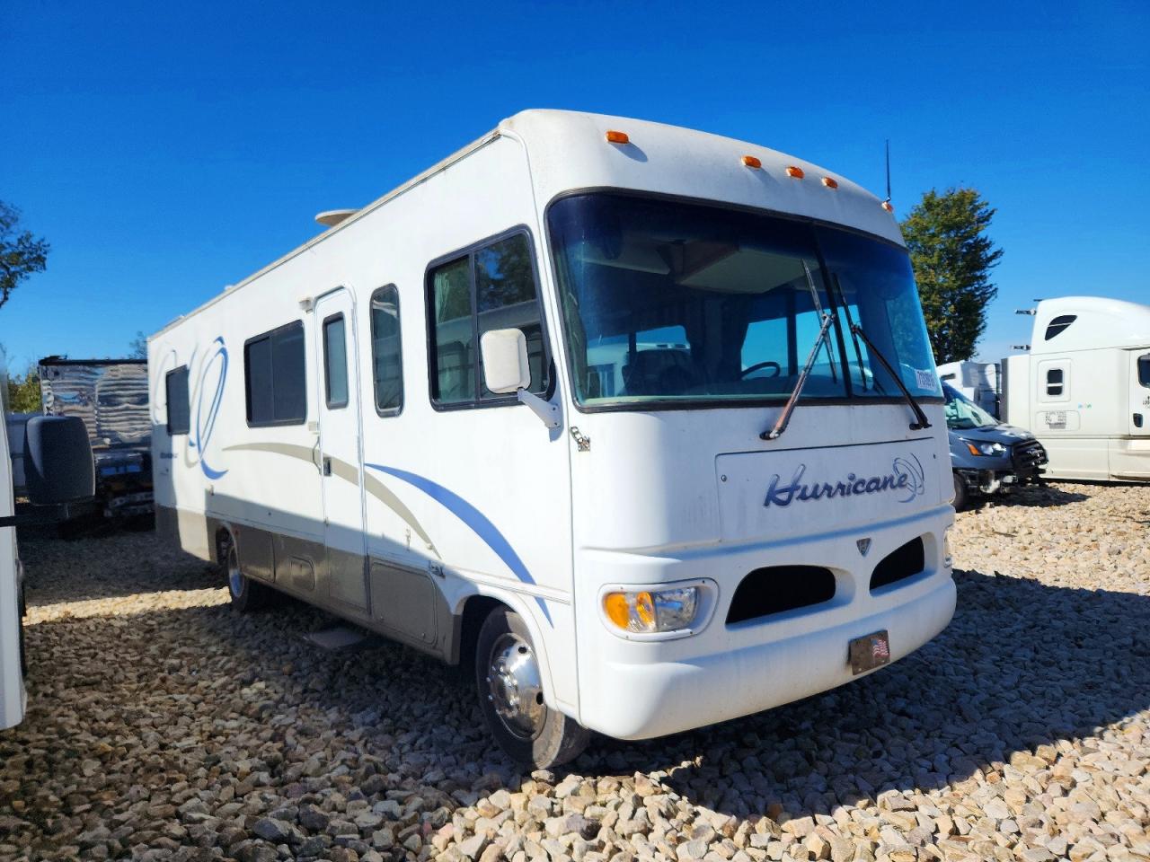 2002 FORD F550 | 1FCLF53S020A03781 | UPCARS