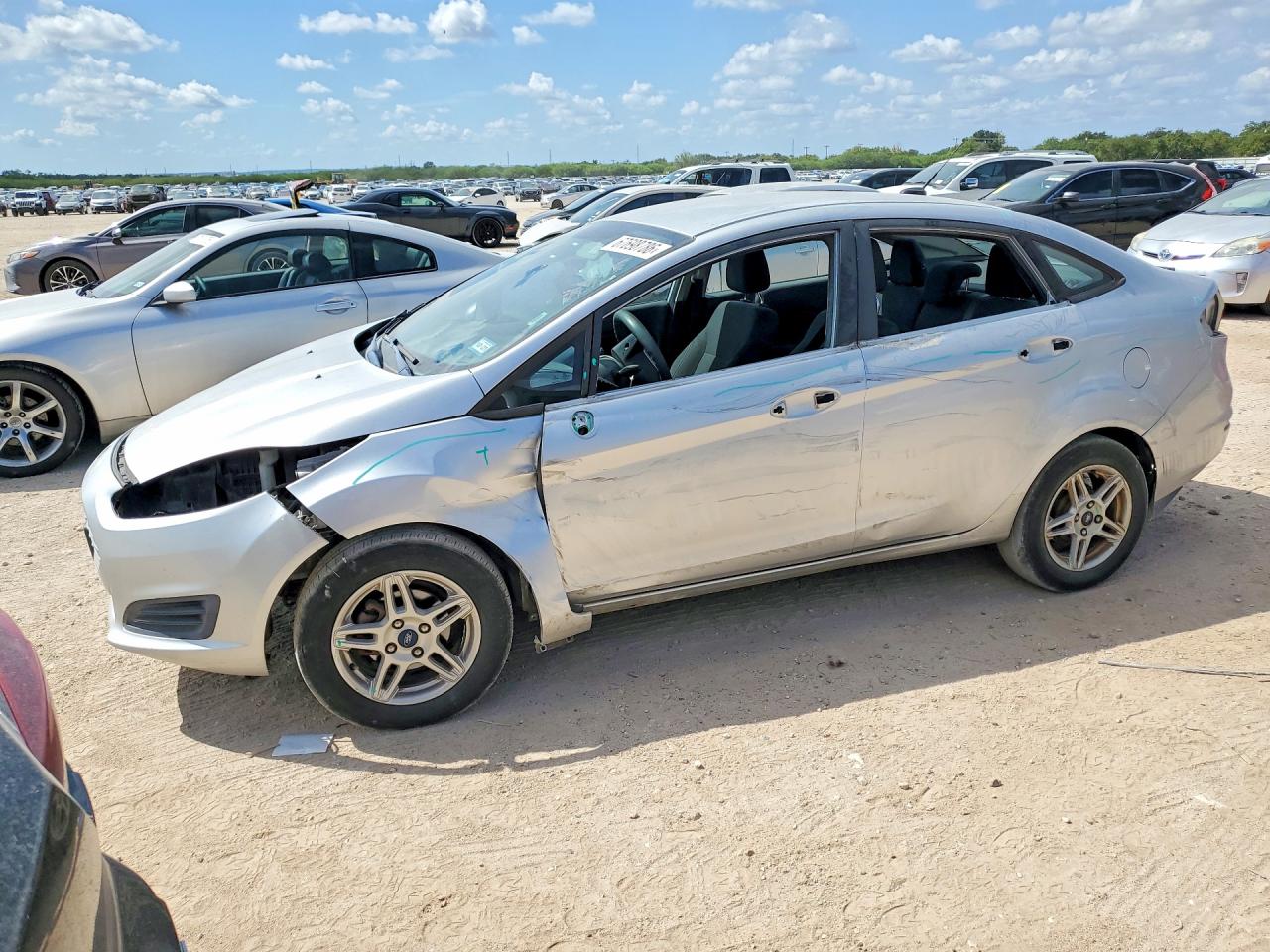 2019 FORD FIESTA SE | 3FADP4BJ5KM124099 | UPCARS