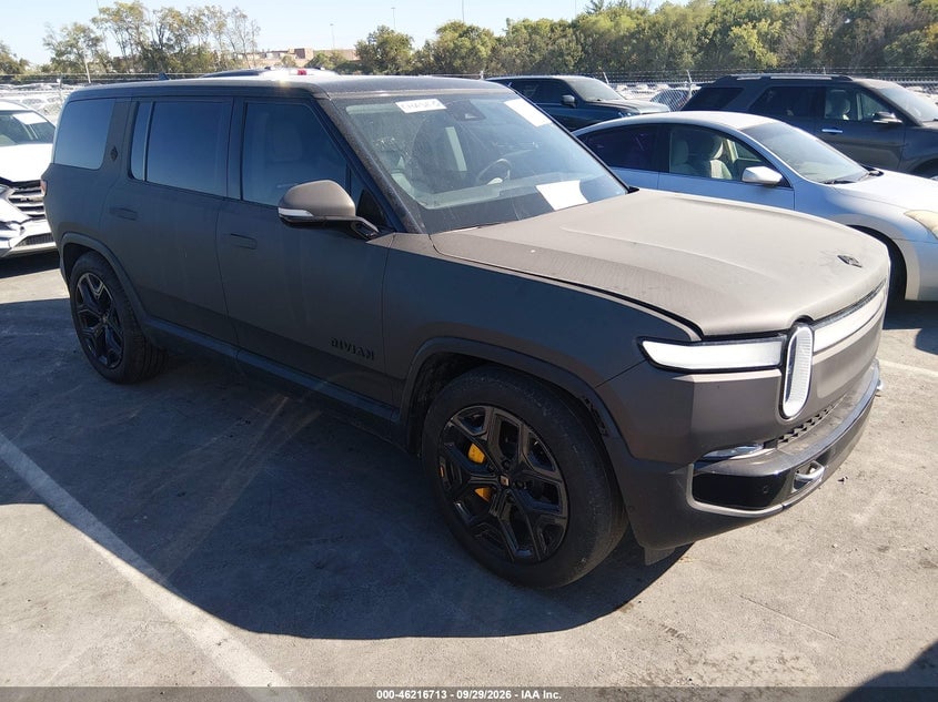 2024 RIVIAN R1S ADVENTURE QUAD MOTOR LARGE PACK | 7PDSGABA6RN043072 | UPCARS