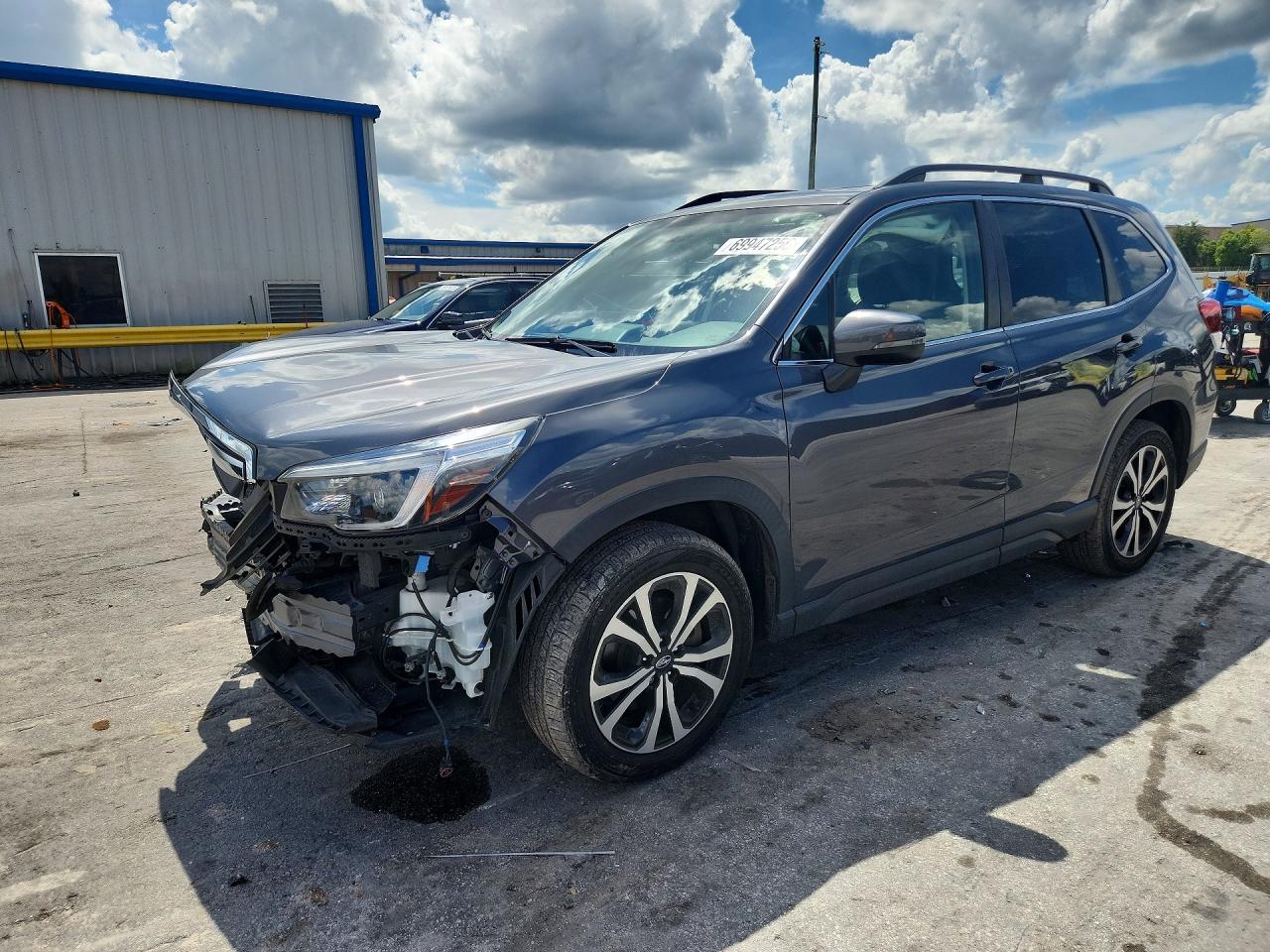2021 SUBARU FORESTER LIMITED | JF2SKAUC3MH468231 | UPCARS
