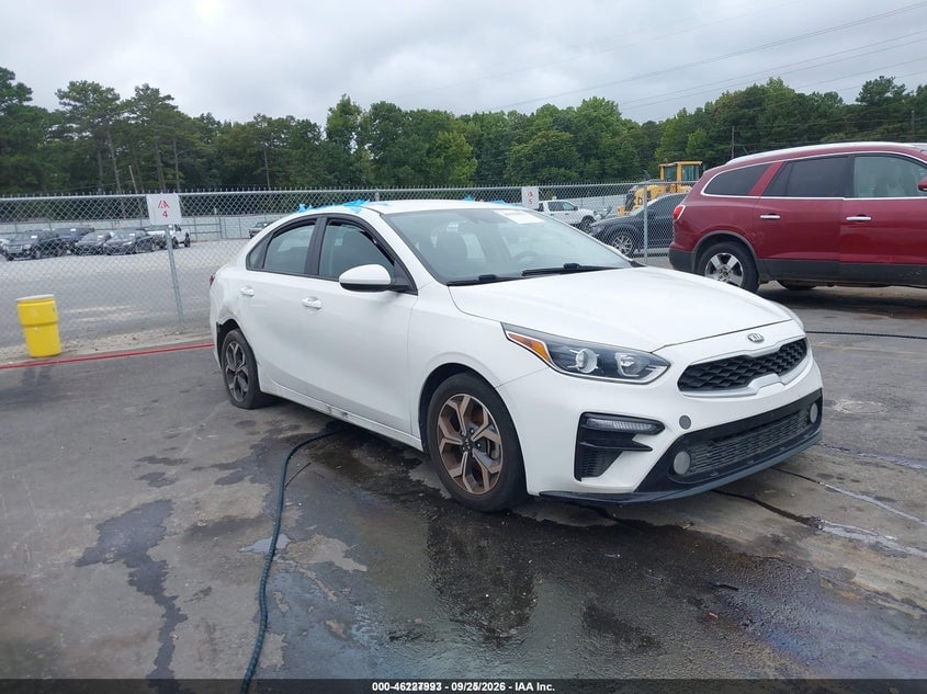 2021 KIA FORTE LXS | 3KPF24AD5ME266799 | UPCARS