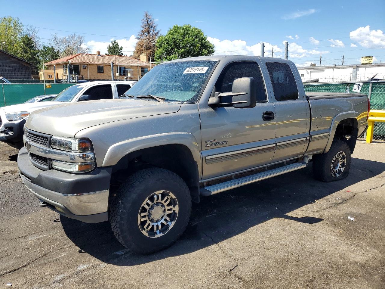2001 CHEVROLET SILVERADO K2500 HEAVY DUTY | 1GCHK29161E339581 | UPCARS