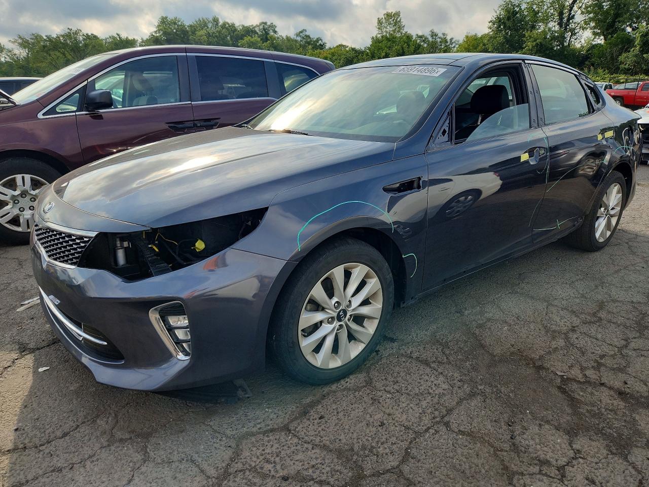 2018 KIA OPTIMA S | 5XXGT4L37JG241234 | UPCARS