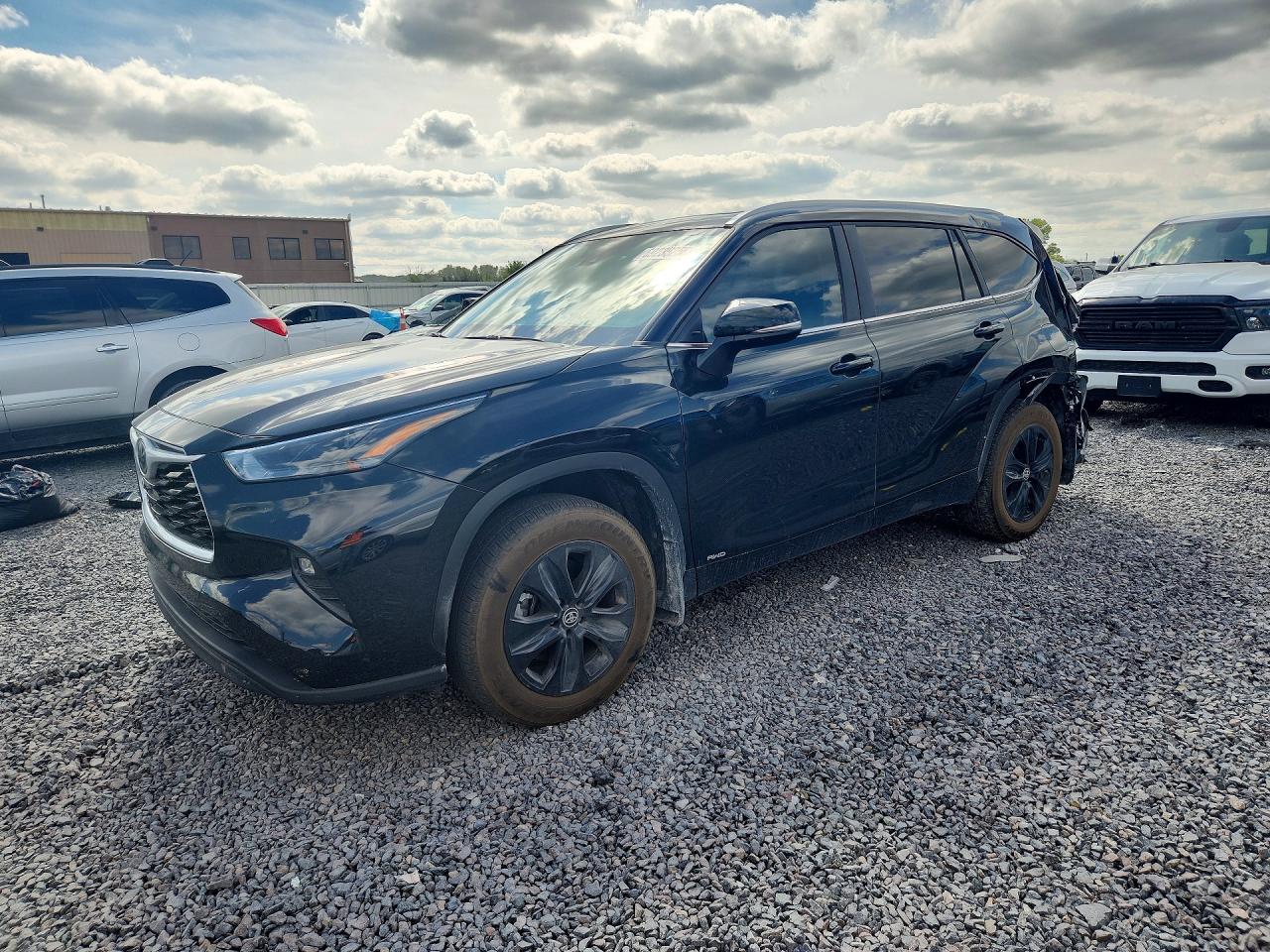 2026 TOYOTA HIGHLANDER XLE | 5TDKBRCHXTS710355 | UPCARS