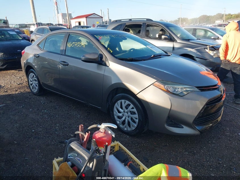 2018 TOYOTA COROLLA LE | 5YFBURHE7JP776330 | UPCARS