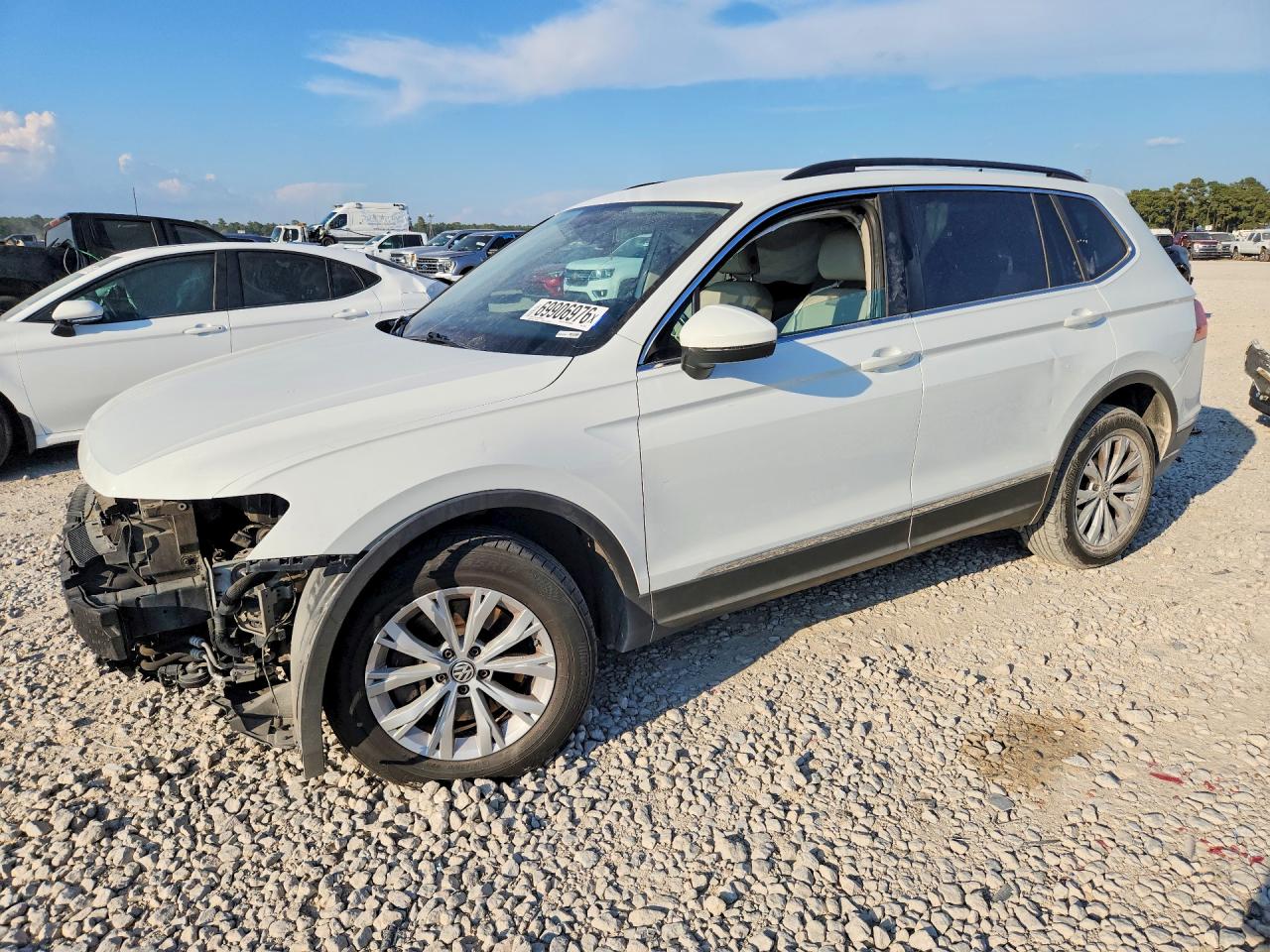 2018 VOLKSWAGEN TIGUAN SE | 3VV3B7AX3JM163091 | UPCARS