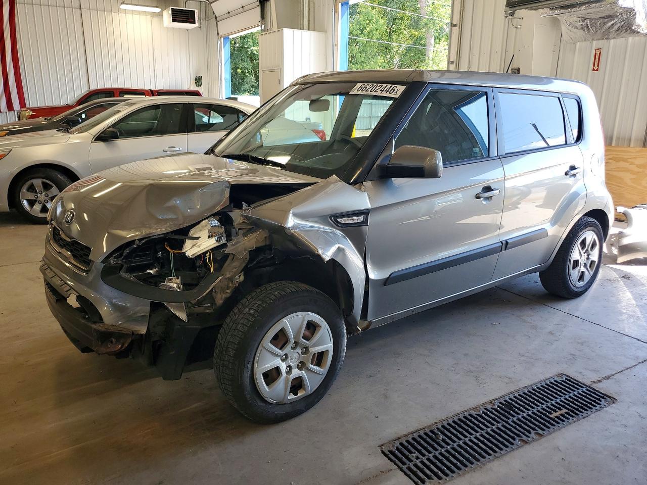 2013 KIA SOUL BASE | KNDJT2A56D7577596 | UPCARS