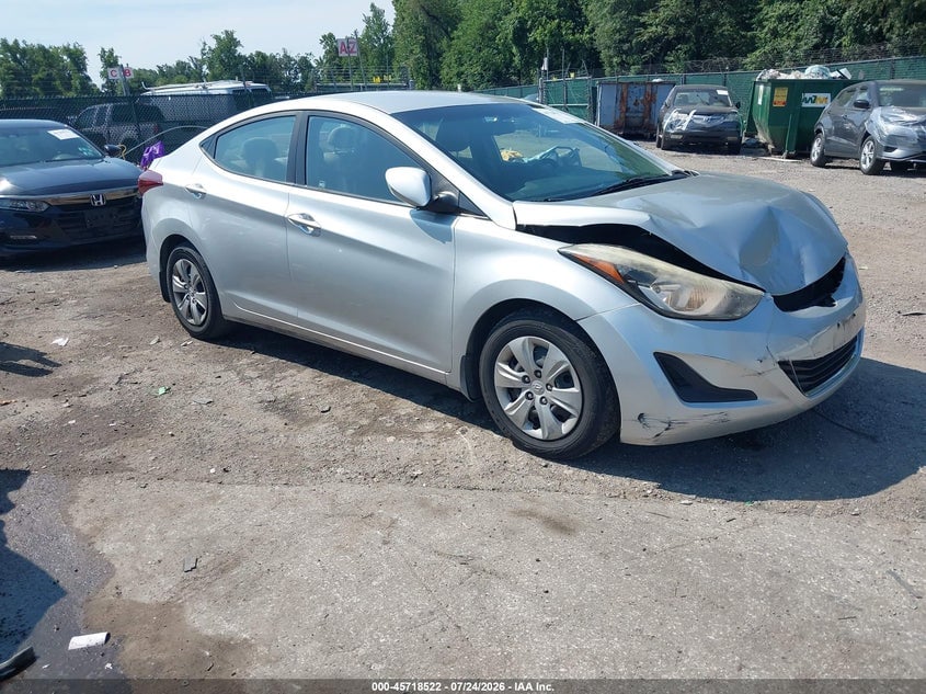 2016 HYUNDAI ELANTRA SE | 5NPDH4AE0GH781885 | UPCARS