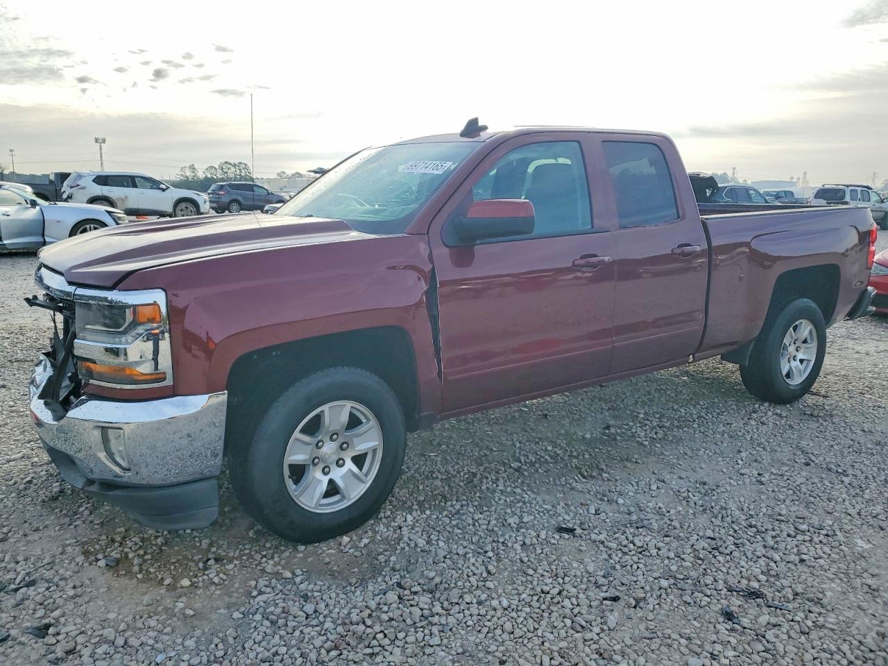 2017 CHEVROLET SILVERADO C1500 LT | 1GCRCREC7HZ261705 | UPCARS