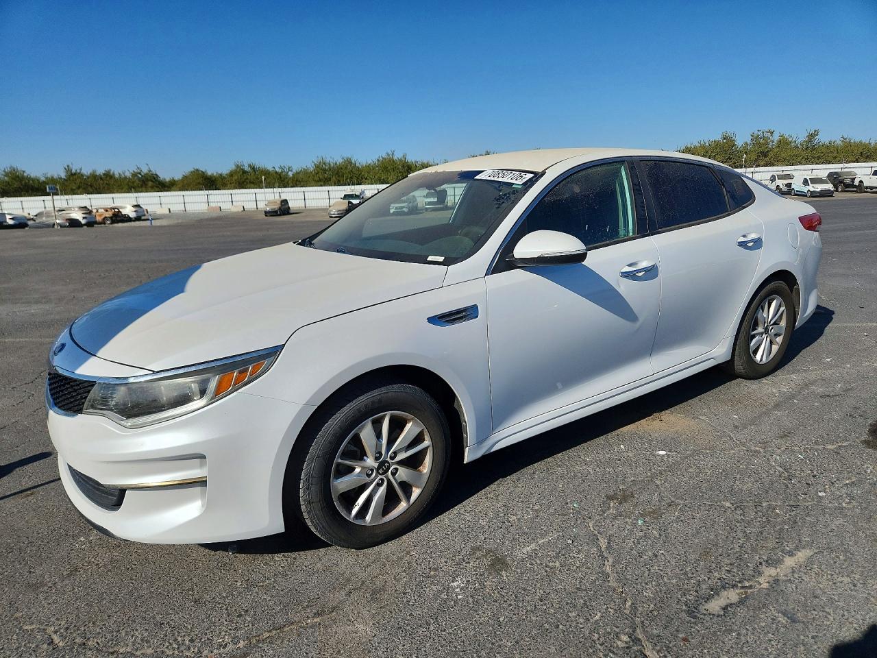 2017 KIA OPTIMA LX | 5XXGT4L33HG128441 | UPCARS