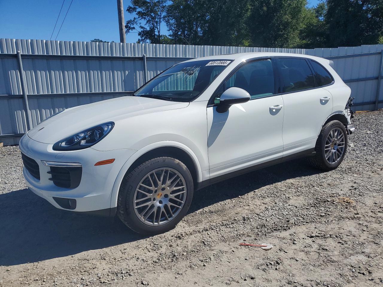 2017 PORSCHE CAYENNE | WP1AA2A24HKA82424 | UPCARS