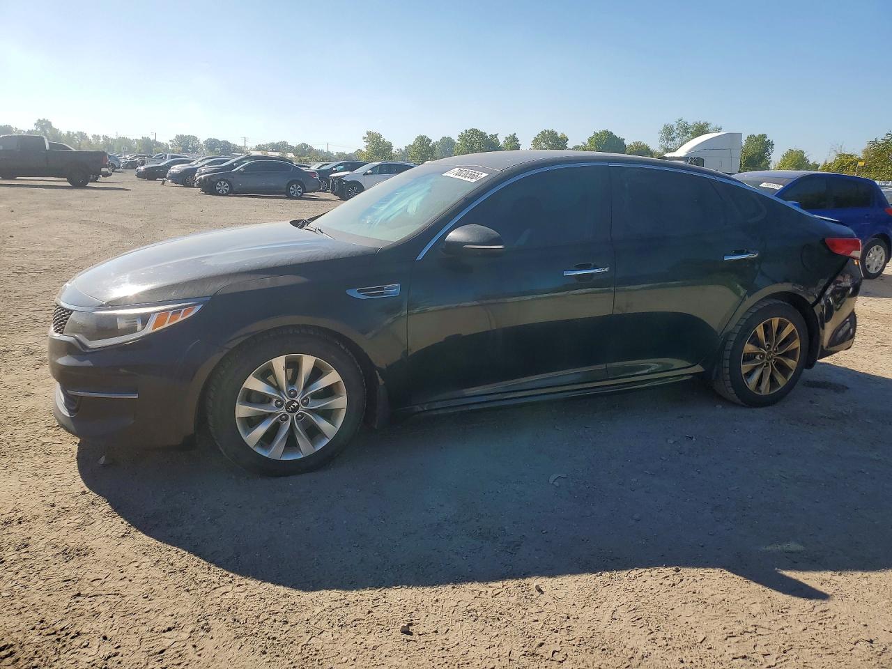 2018 KIA OPTIMA LX | 5XXGT4L37JG183223 | UPCARS