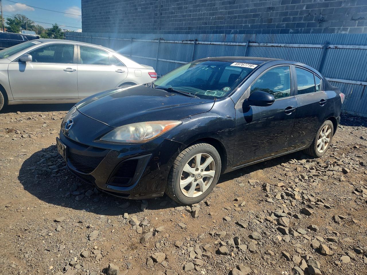 2011 MAZDA 3 I | JM1BL1VG8B1394128 | UPCARS