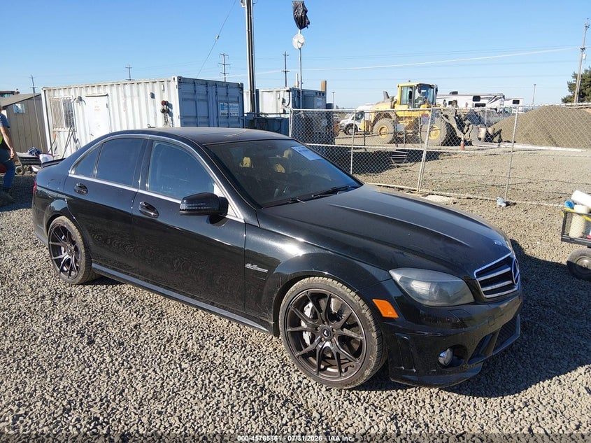 2010 MERCEDES-BENZ C 63 AMG | WDDGF7HB1AF366324 | UPCARS