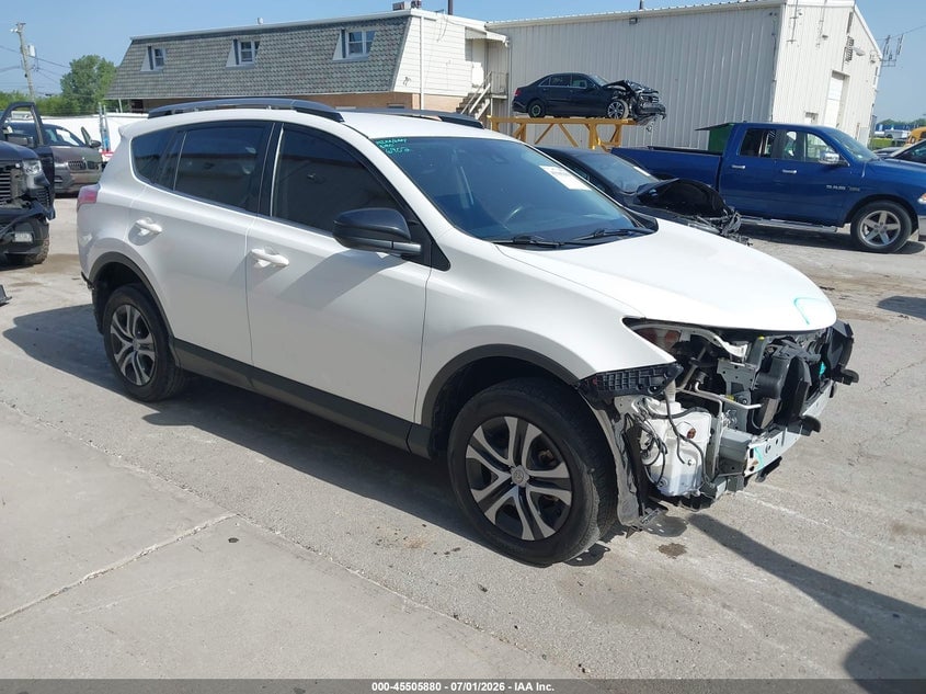 2018 TOYOTA RAV4 LE | JTMZFREV9JJ727521 | UPCARS