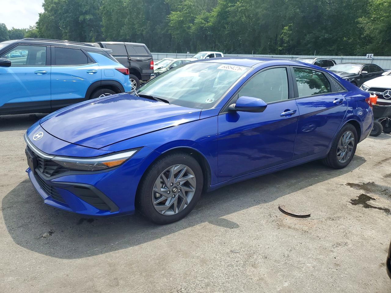 2024 HYUNDAI ELANTRA BLUE | KMHLM4DJ7RU097985 | UPCARS