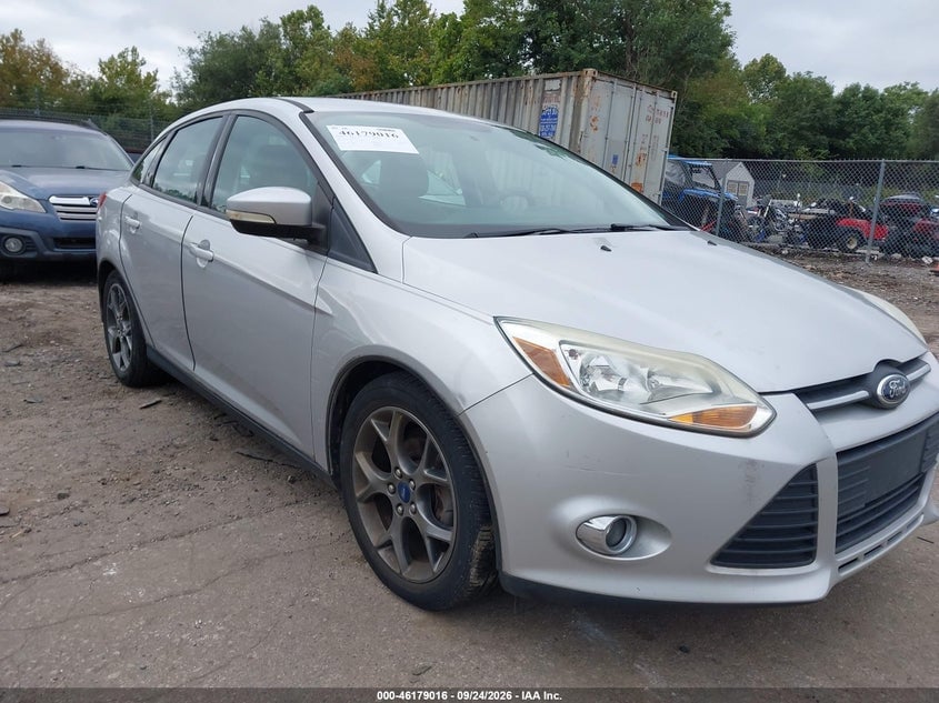 2014 FORD FOCU SE | 1FADP3F20EL357021 | UPCARS