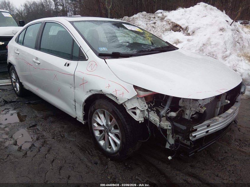 2021 TOYOTA COROLLA XLE | 5YFFPMAE2MP190290 | UPCARS