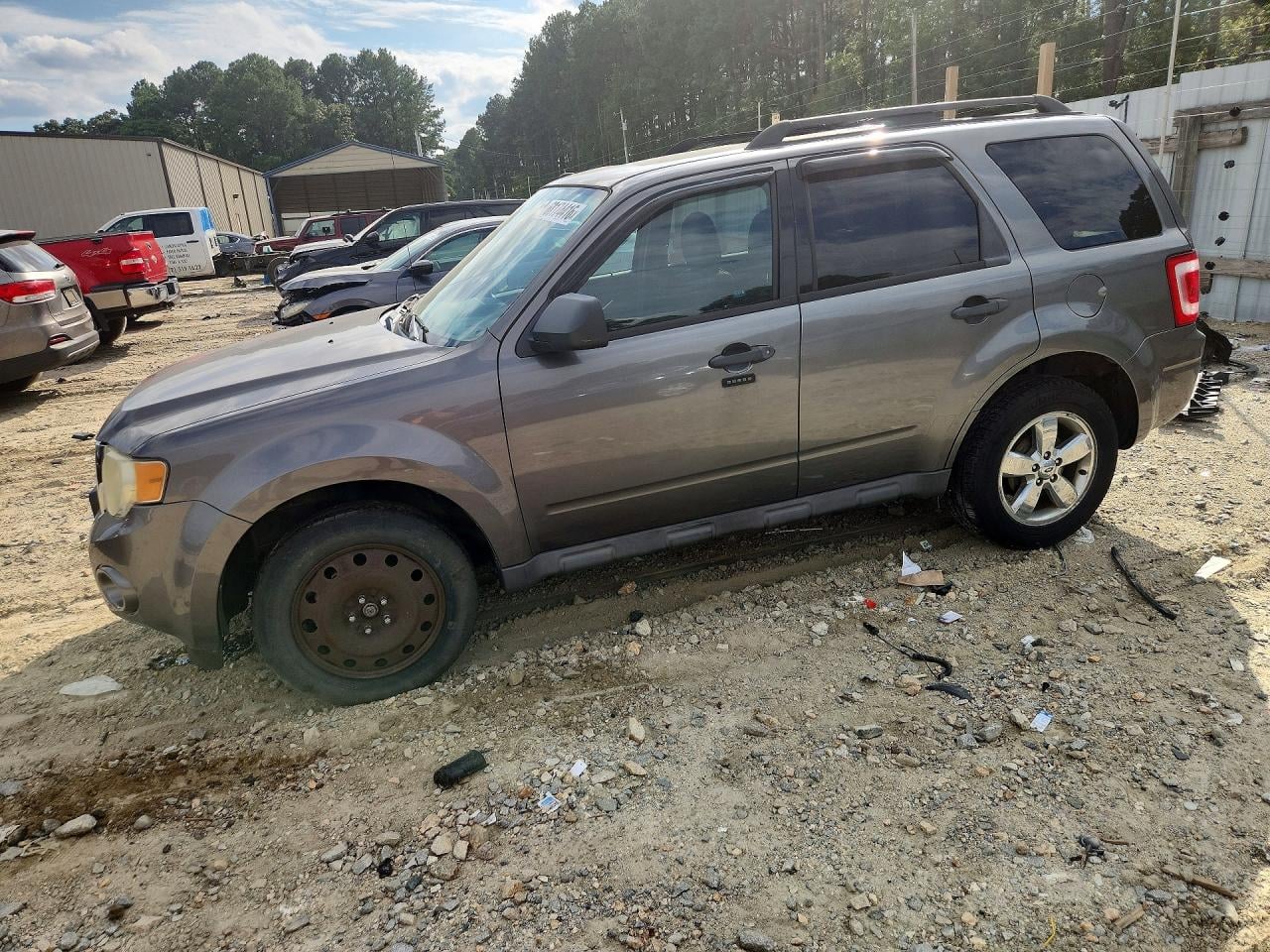 2009 FORD ESCAPE XLT | 1FMCU03709KA93917 | UPCARS