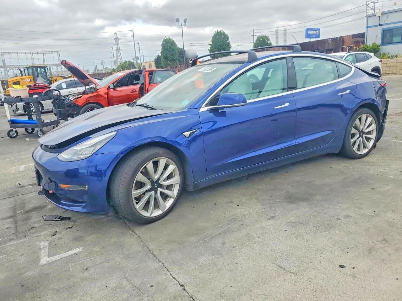 2018 TESLA MODEL 3 | 5YJ3E1EB7JF135414 | UPCARS