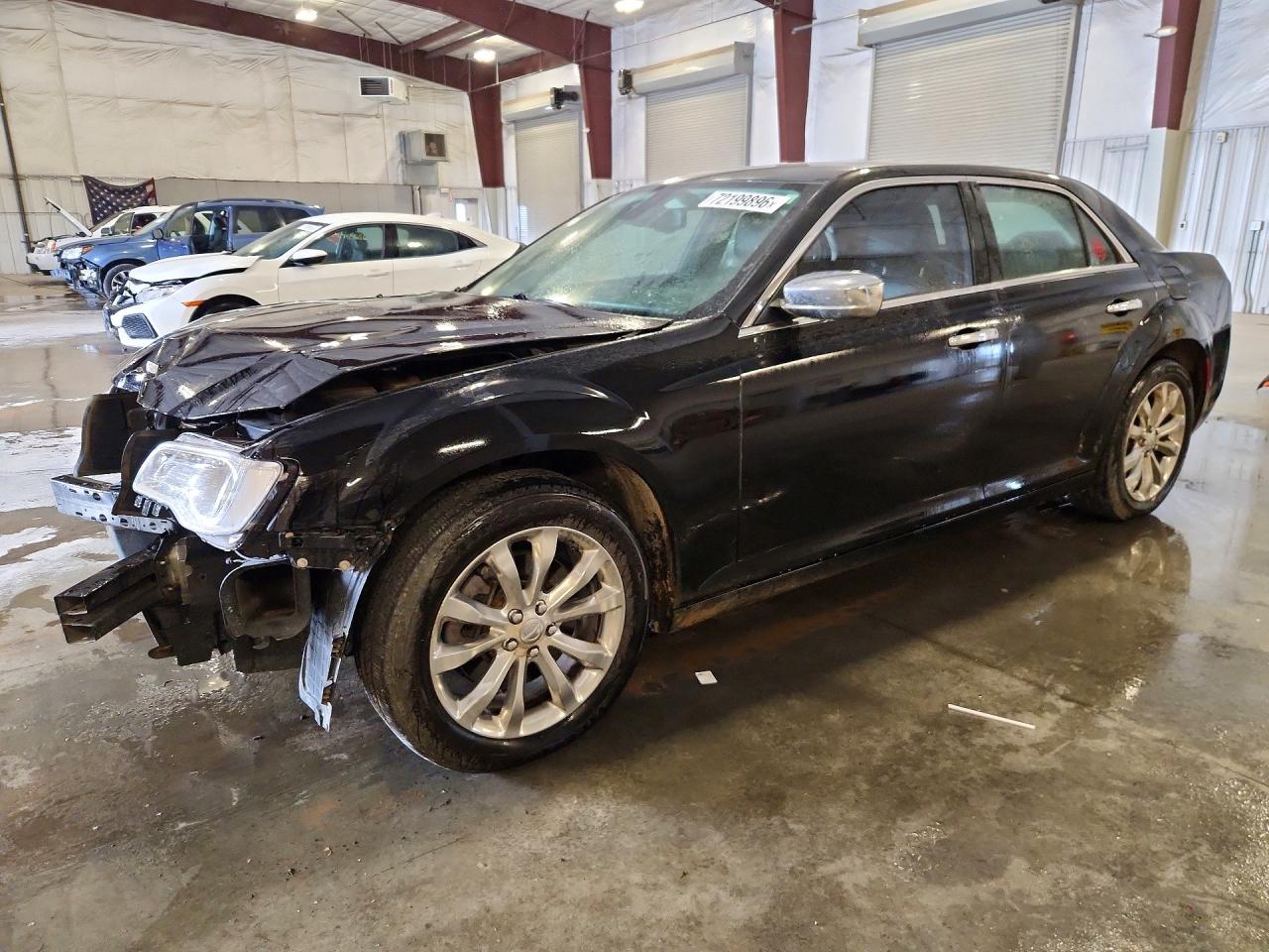 2019 CHRYSLER 300 LIMITED | 2C3CCAKG4KH543021 | UPCARS