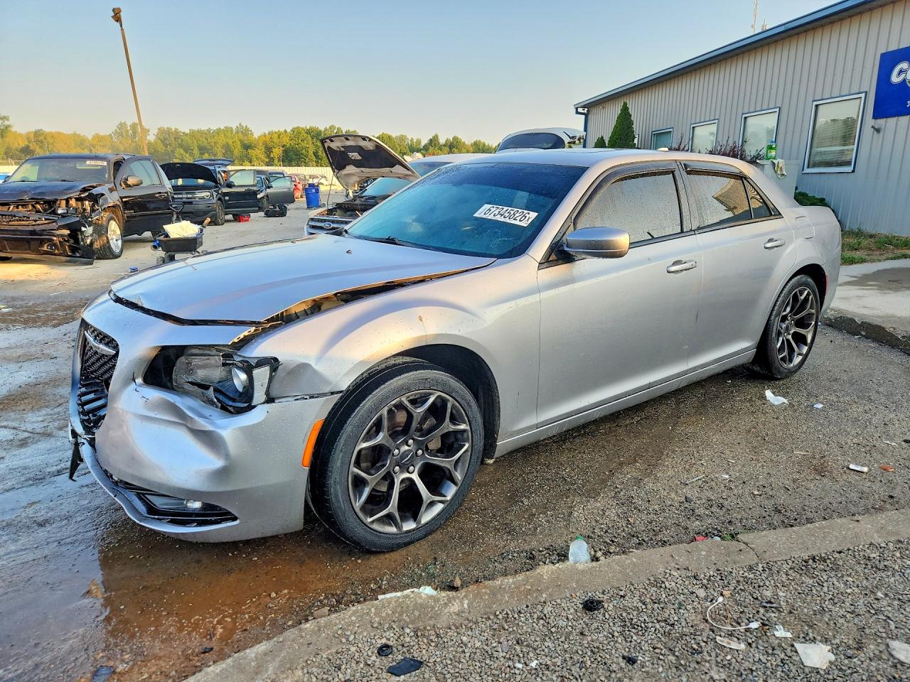 2015 CHRYSLER 300 S | 2C3CCABG3FH876011 | UPCARS