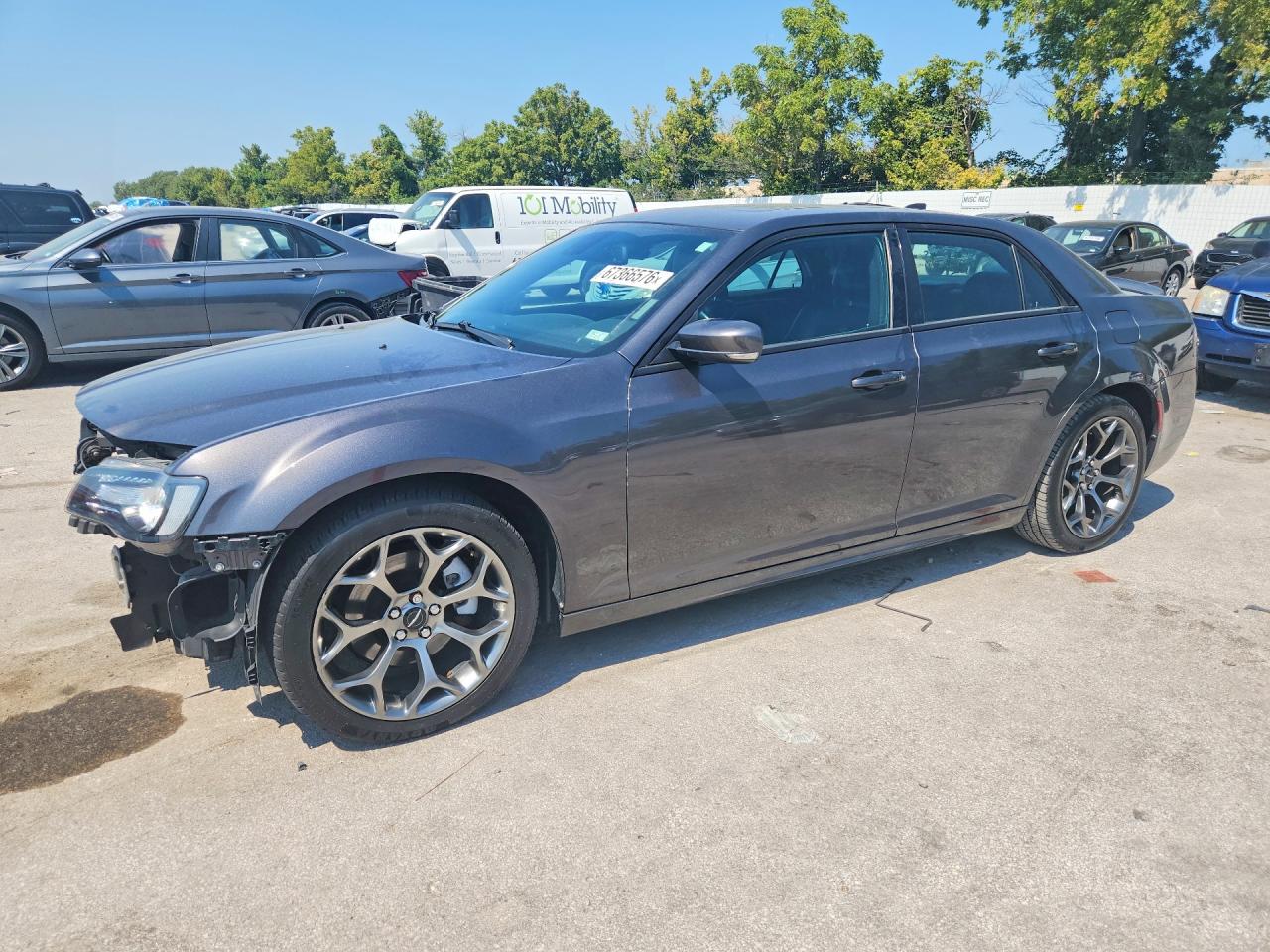 2018 CHRYSLER 300 S | 2C3CCABT5JH276015 | UPCARS
