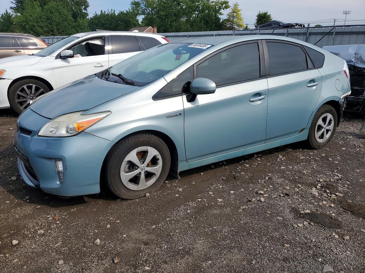 2014 TOYOTA PRIUS THREE | JTDKN3DU2E1835303 | UPCARS