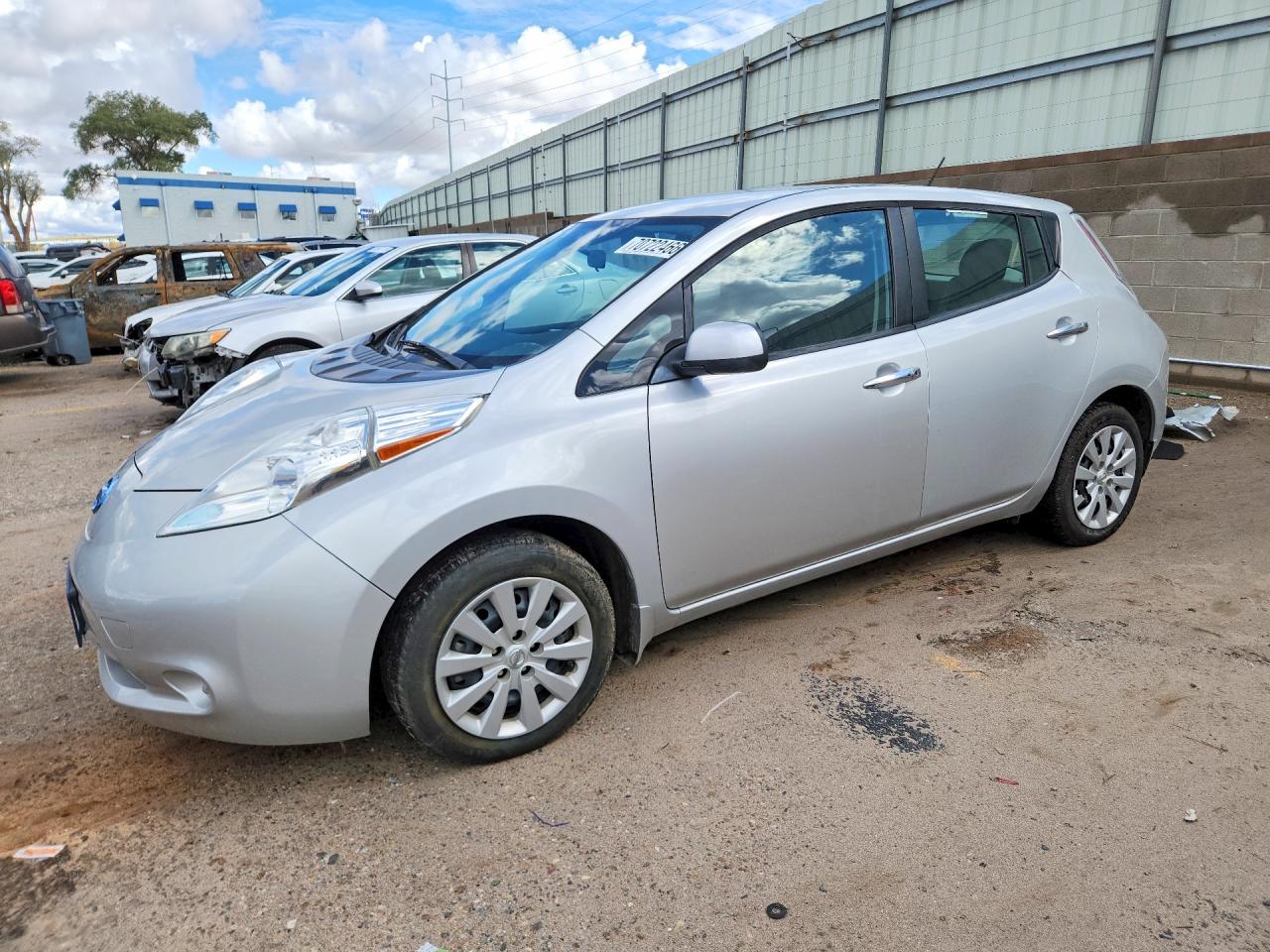 2017 NISSAN LEAF S | 1N4BZ0CP4HC310370 | UPCARS